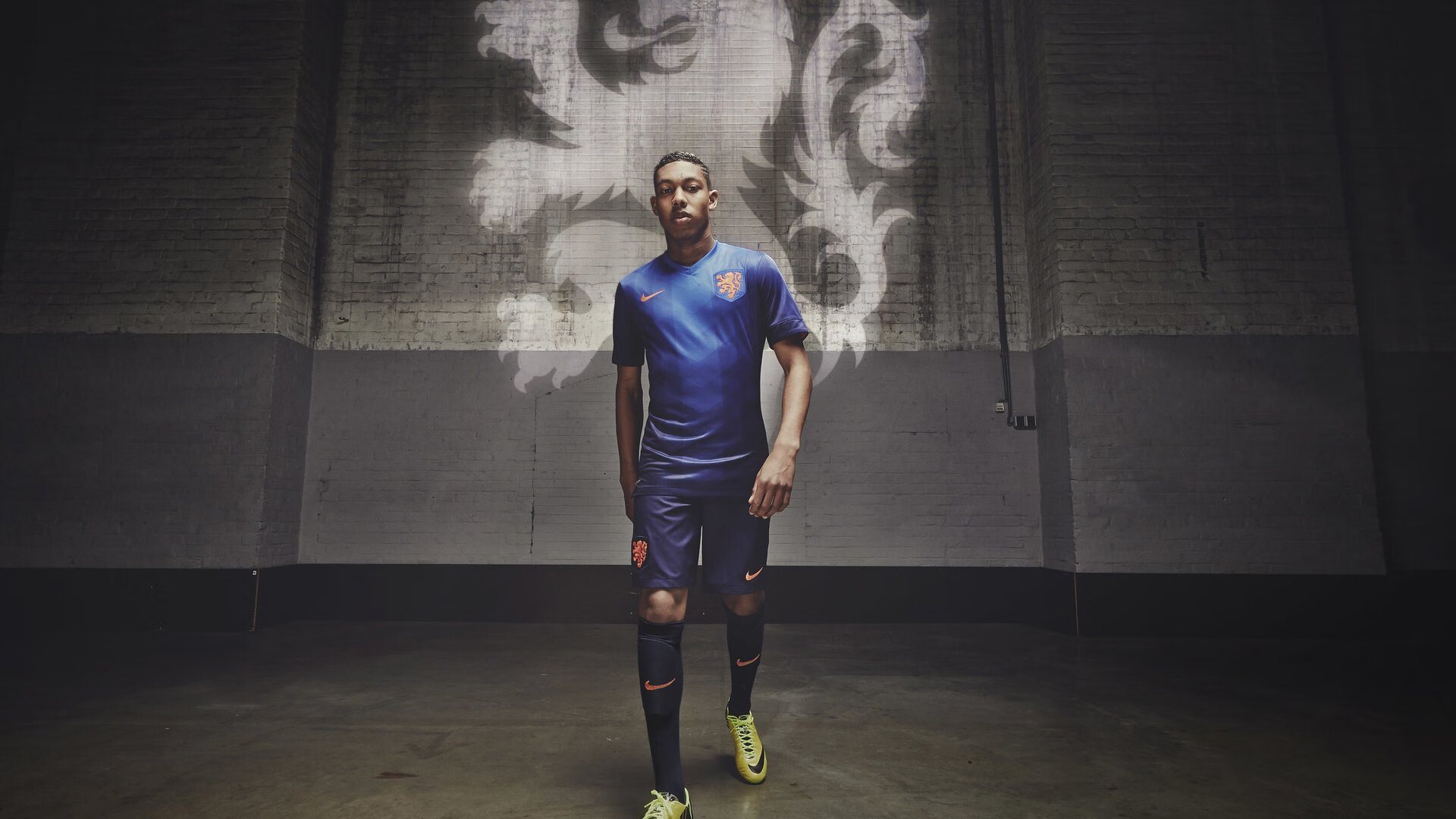 世界杯大战激燃：精彩瞬间一秒不落！，世界杯精彩瞬间视频